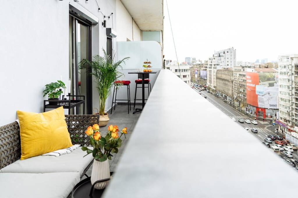 Amazing City View - Terrace+Netflix - City Center Bukarest Exterior foto
